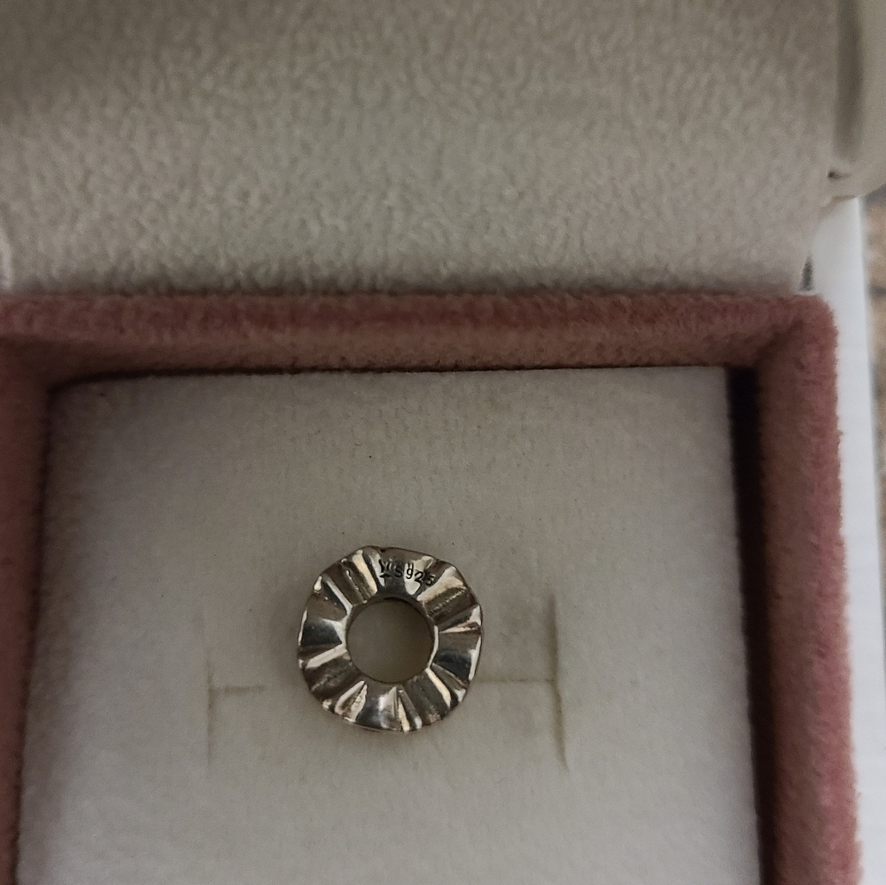 charm - Picture 2 of 2